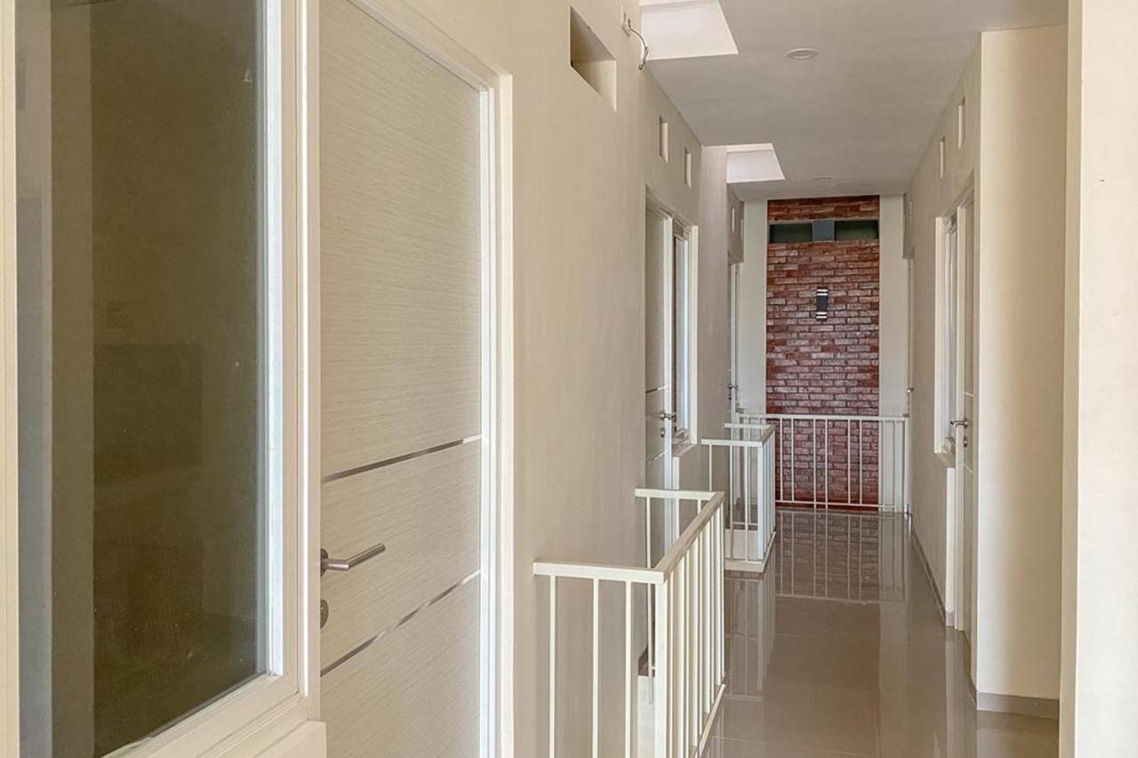Nipa Guest House Near Universitas Widyagama Mitra Reddoorz Blimbing  Exterior foto